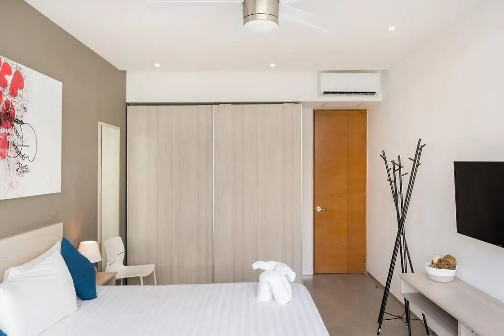Premium Ph W/ Private Pool Near 5Th Ave. Apartment Playa del Carmen