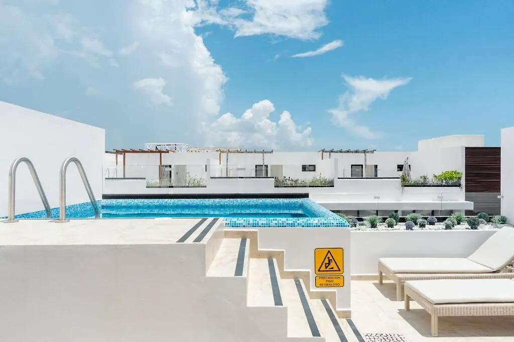 Premium Ph W/ Private Pool Near 5Th Ave. Apartment Playa del Carmen
